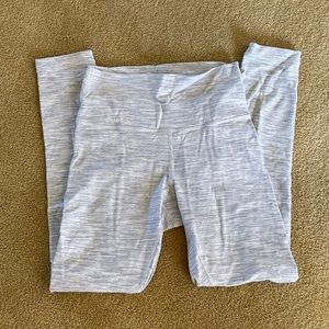 Lululemon leggings grey and white striped size 6